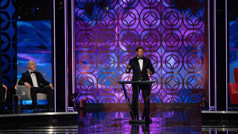 Daniel Pavel: La bine si la Roast